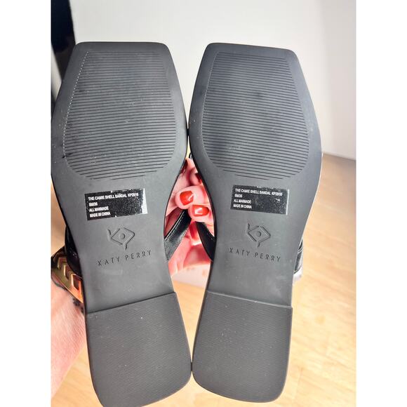 Katy Perry Camie Shell Slip On Thong Flat Sandals Black Womens Size 5M NWT - Picture 4 of 6